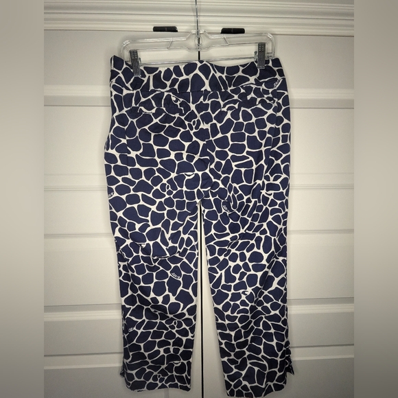 SEE DETAILS - Lilly Pulitzer Womens Size 8 Kristen Capri Cropped Navy Pants - Picture 2 of 15